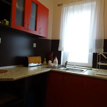 House Rezvaya With For Rent 3* レゾヴォ