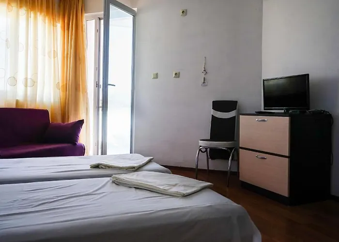 House Rezvaya With For Rent 3*