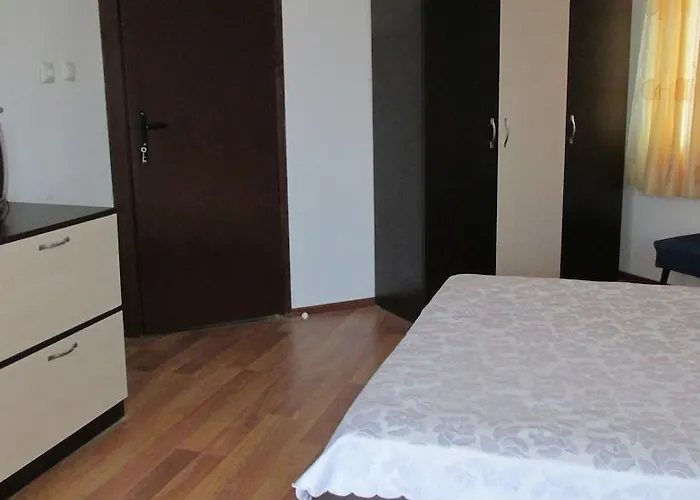 招待所 House Rezvaya With For Rent