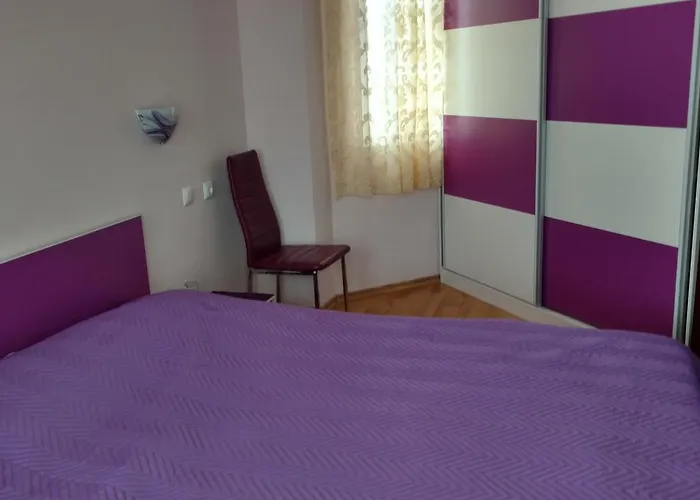 House Rezvaya With For Rent 3* 雷佐沃