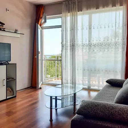 House Rezvaya With For Rent Guest house
