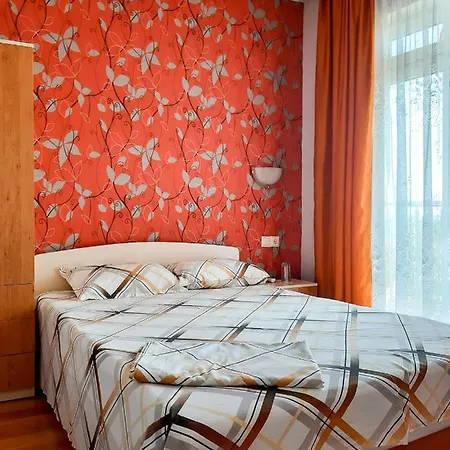 Guest house House Rezvaya With For Rent 3*