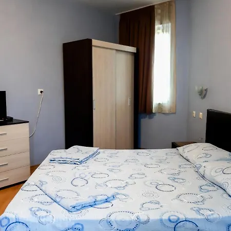 Guest house House Rezvaya With For Rent