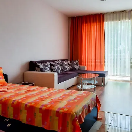 Guest house House Rezvaya With For Rent