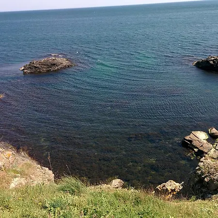 House Rezvaya With For Rent 3* Rezovo