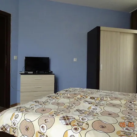 Guest house House Rezvaya With For Rent Rezovo