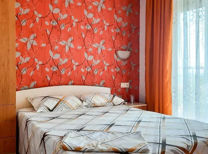 Πανσιόν House Rezvaya With For Rent 3*