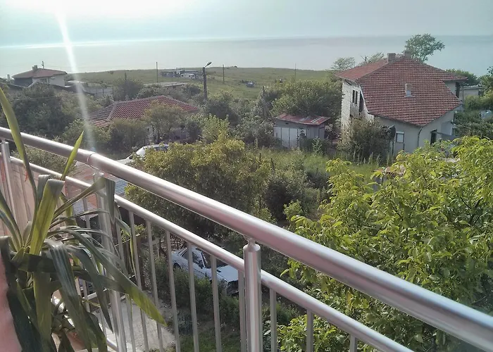 Πανσιόν House Rezvaya With For Rent 3*