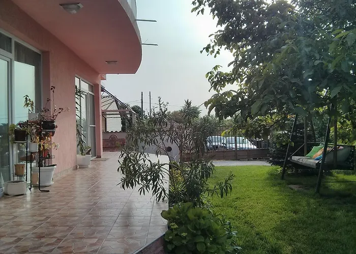 Πανσιόν House Rezvaya With For Rent Rezovo