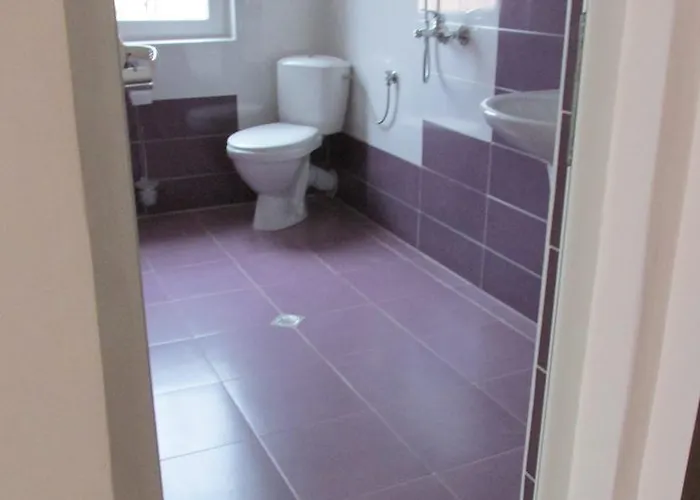 Πανσιόν House Rezvaya With For Rent