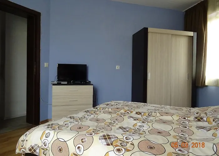 Πανσιόν House Rezvaya With For Rent Rezovo